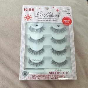 Kiss So Natural Eyelash Kit with Glue